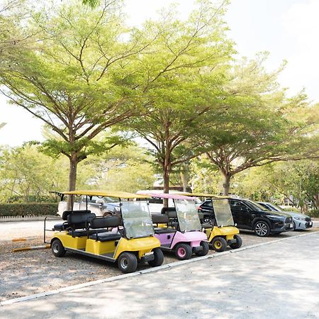 Villa Reina Resort Nong Nam Daeng Bagian luar foto