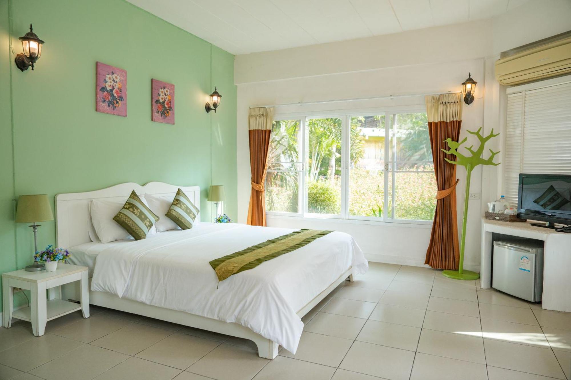 Villa Reina Resort Nong Nam Daeng Bagian luar foto