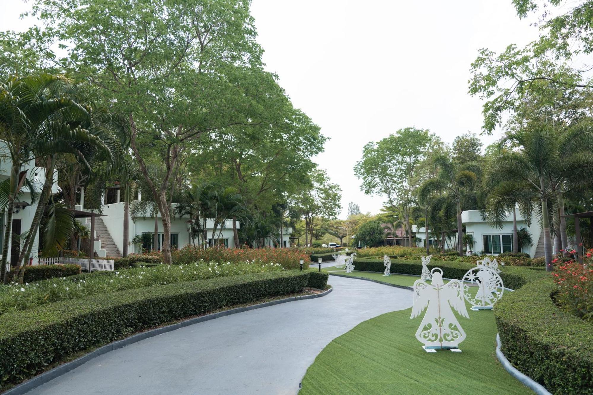 Villa Reina Resort Nong Nam Daeng Bagian luar foto