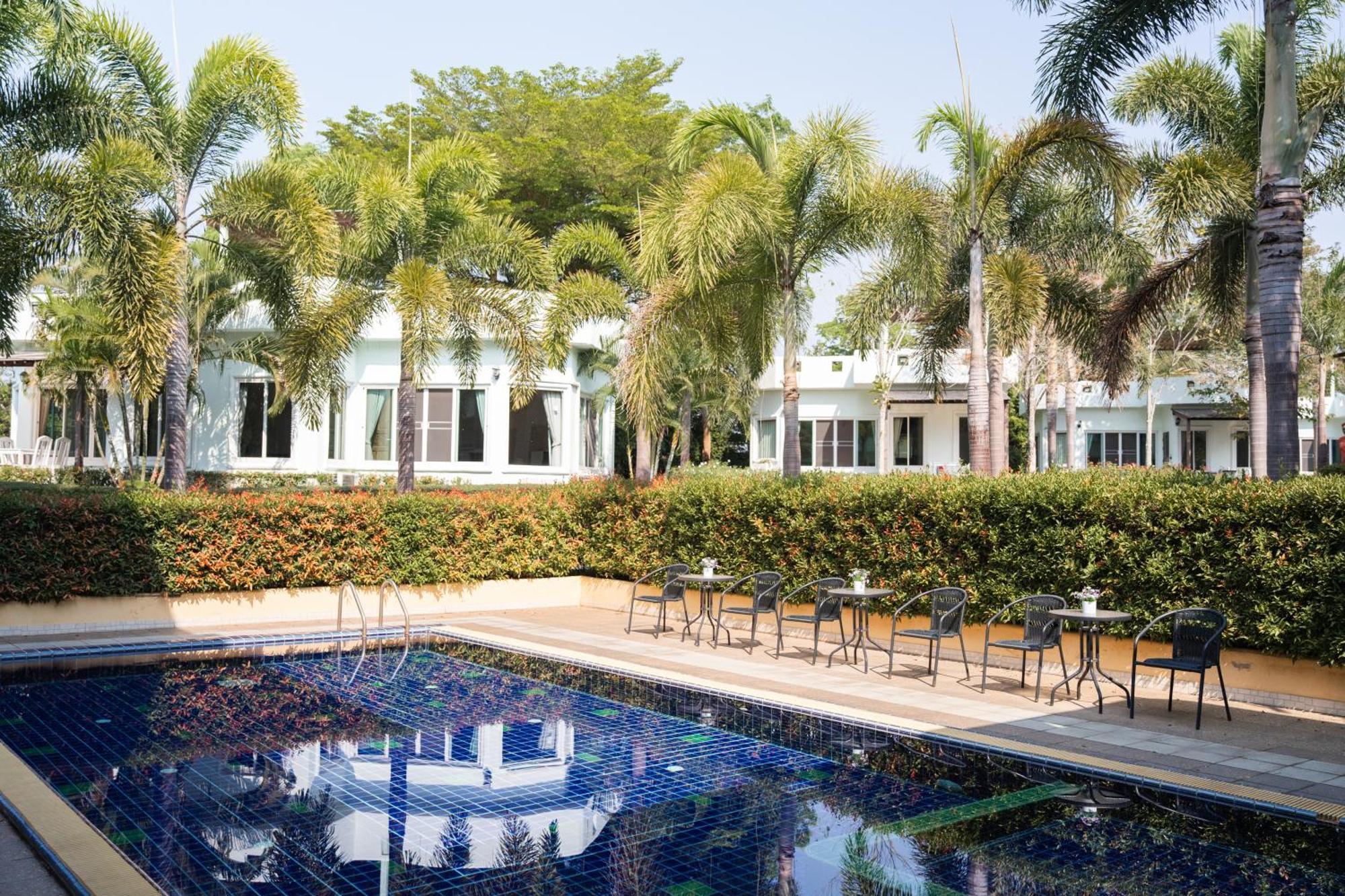 Villa Reina Resort Nong Nam Daeng Bagian luar foto