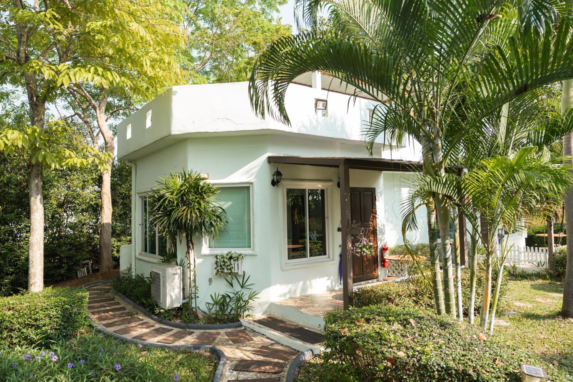 Villa Reina Resort Nong Nam Daeng Bagian luar foto